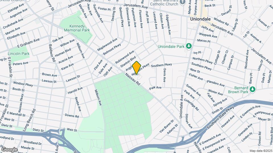 655 Nassau Road Mapa y Detalles de la Ubicación