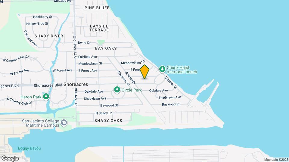 302 Shoreacres Blvd Map and Location Details