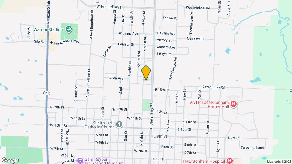 103 E 15th St Map and Location Details