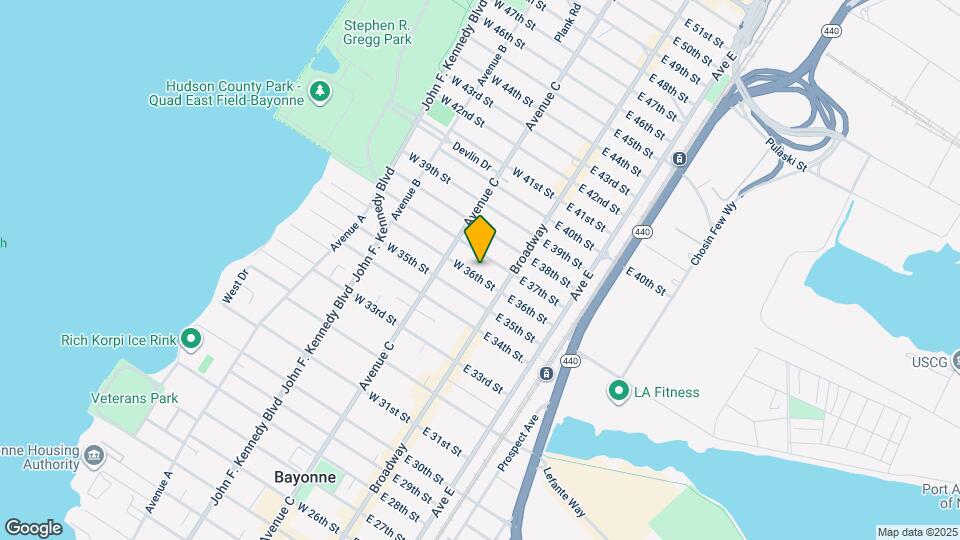 25 W 36th St Map and Location Details