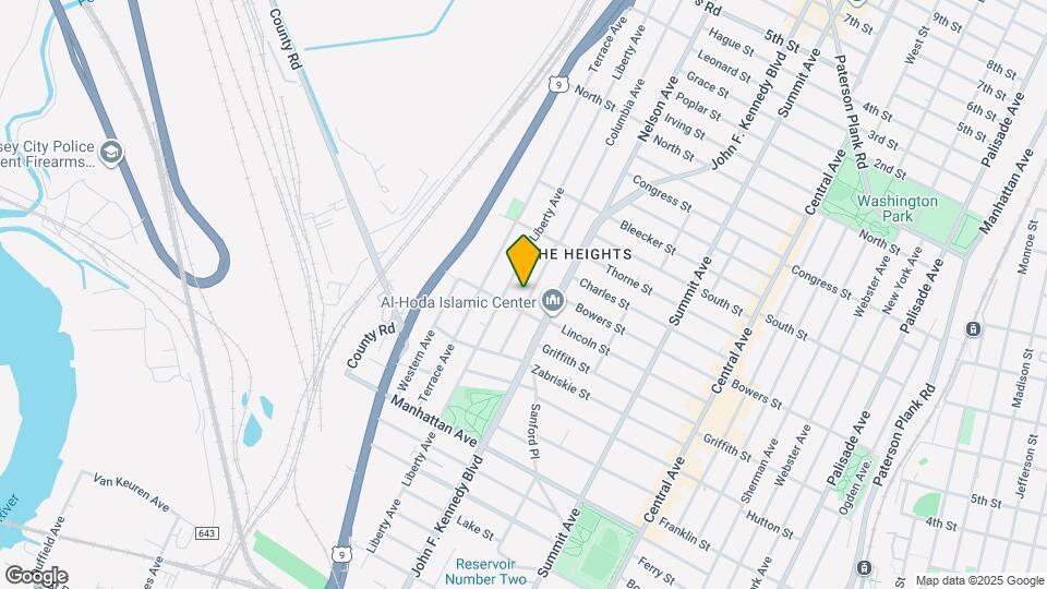 47 Columbia Ave Map and Location Details