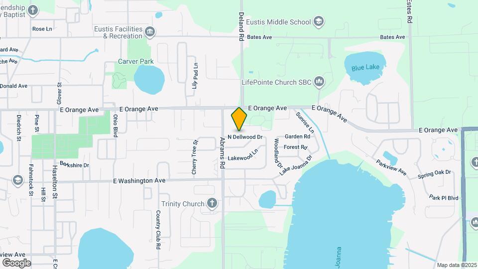 2711 N Dellwood Dr Map and Location Details