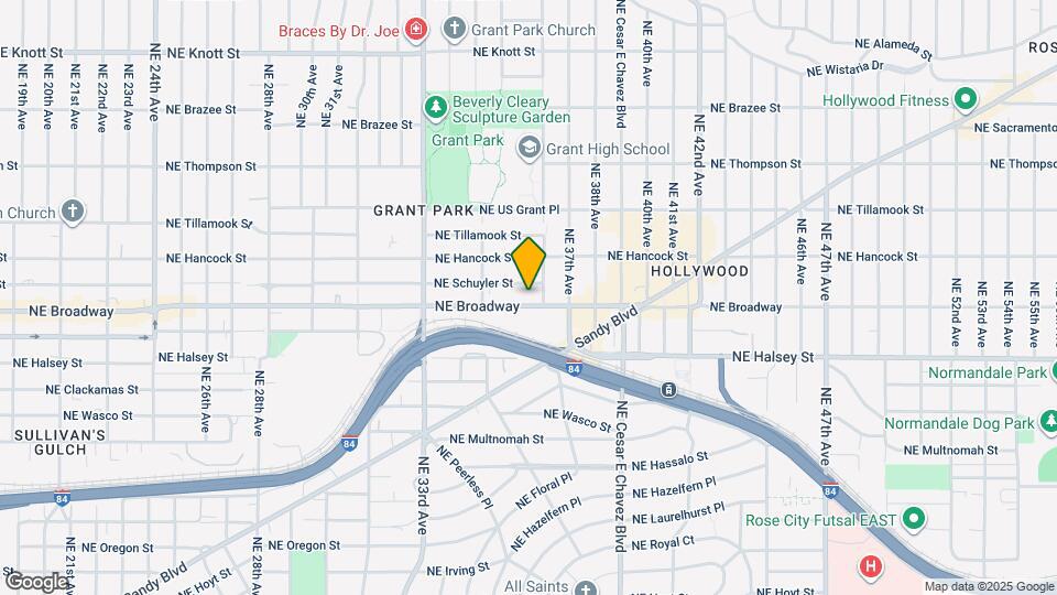 3565 NE Broadway Map and Location Details