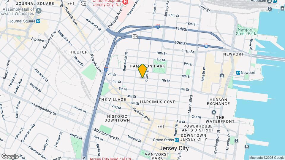 303 7th St Map and Location Details