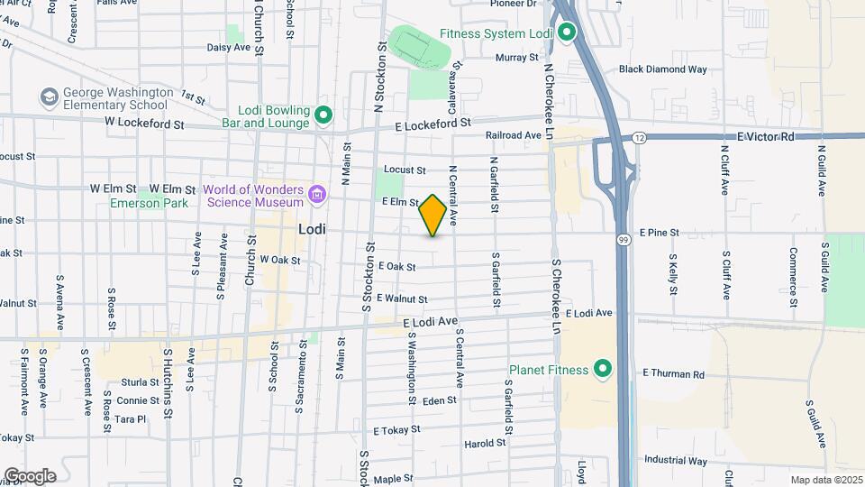 Apollo X Apartments Mapa y Detalles de la Ubicación