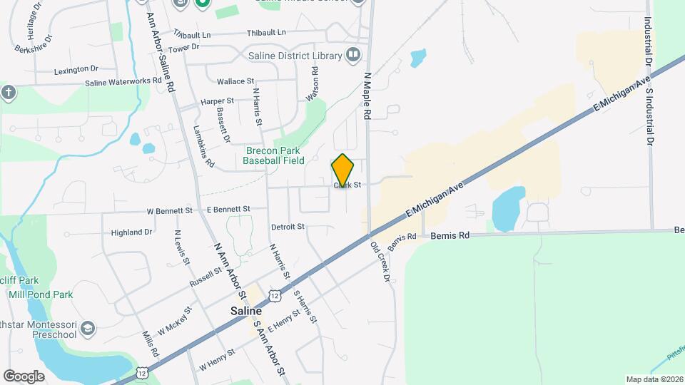 300 Clark St Mapa y Detalles de la Ubicación