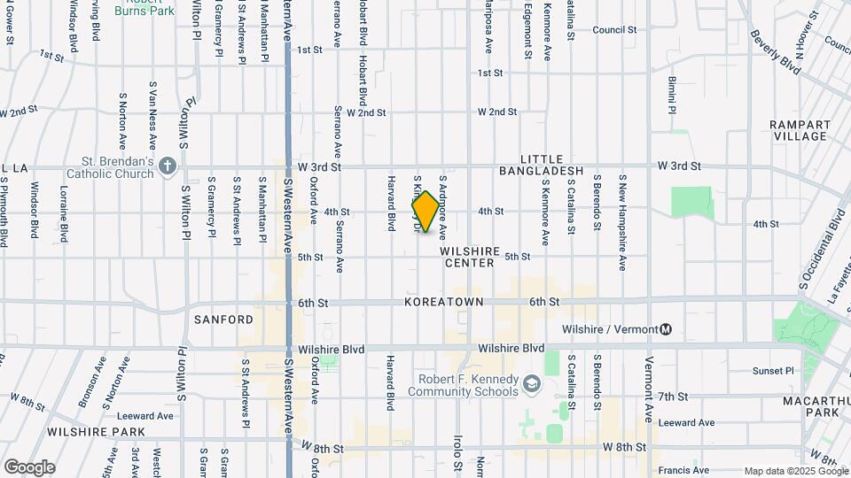 Kingsley Plaza Mapa y Detalles de la Ubicación