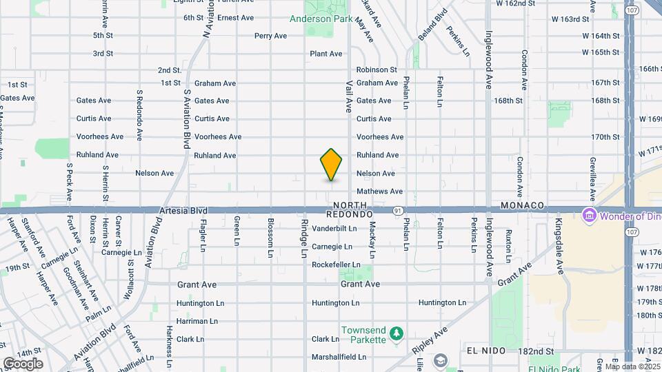 2219 Mathews Ave Map and Location Details