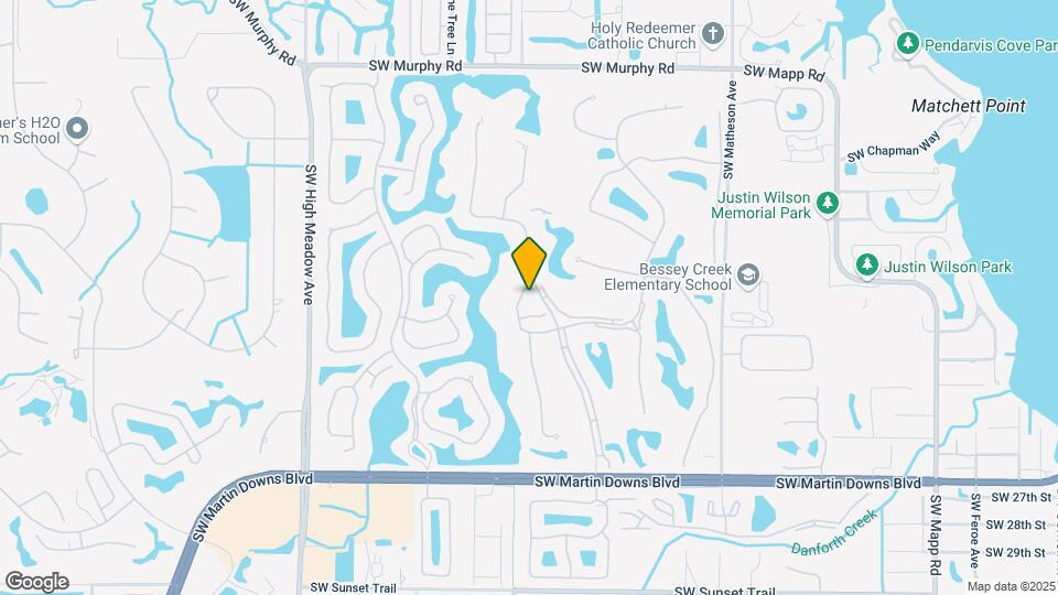 2433 SW Foxpoint Trail Map and Location Details