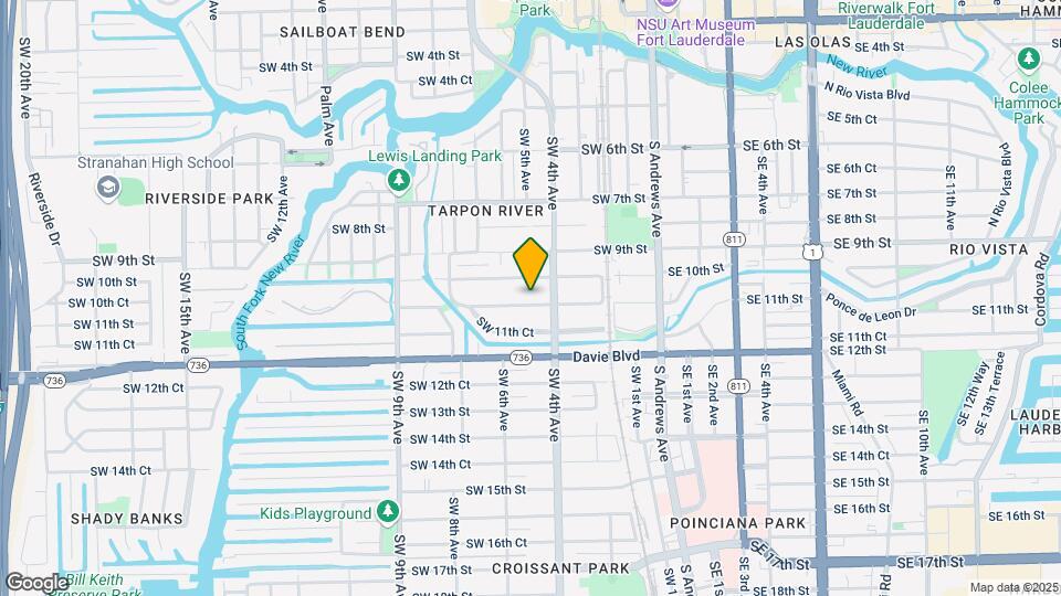 421 SW 11th St Map and Location Details