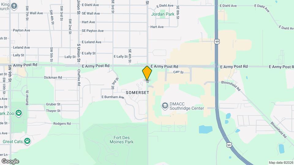 Post Club Apartments Map and Location Details