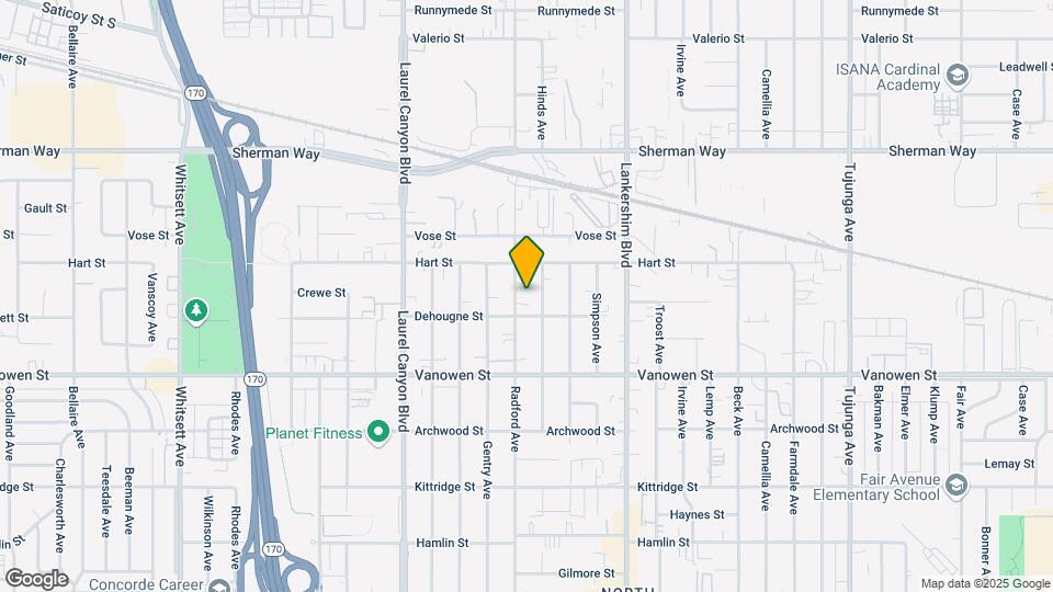 6922 Radford Ave Map and Location Details