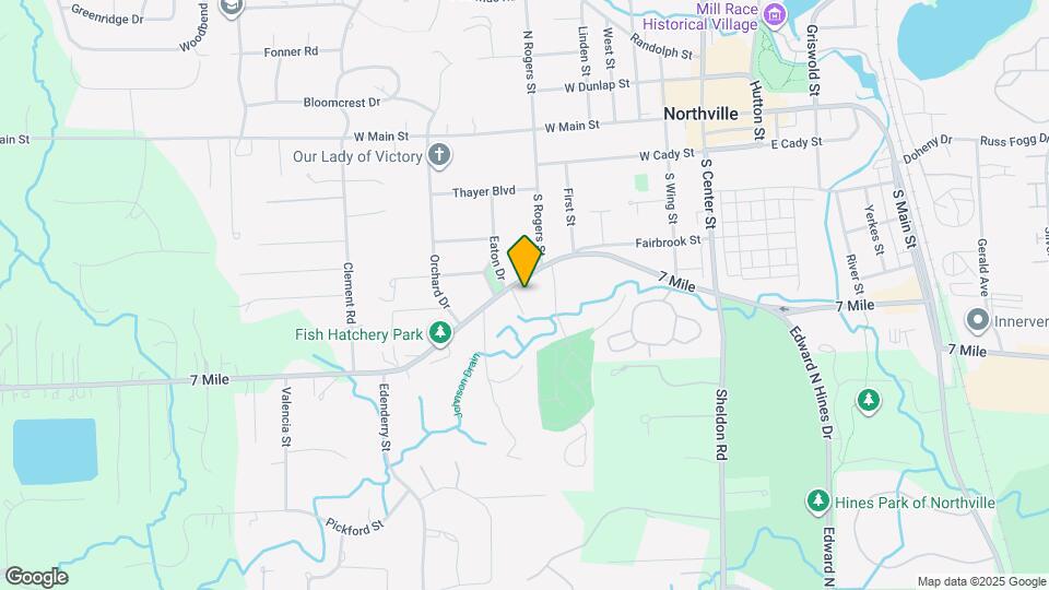 525 Fairbrook St, Unit 213 Map and Location Details