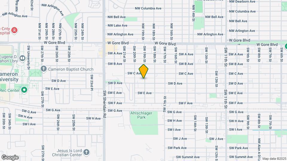 307 SW 19th St Map and Location Details