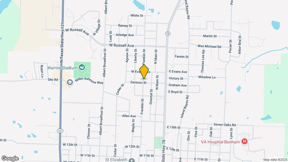220 W Denison Ave Map and Location Details