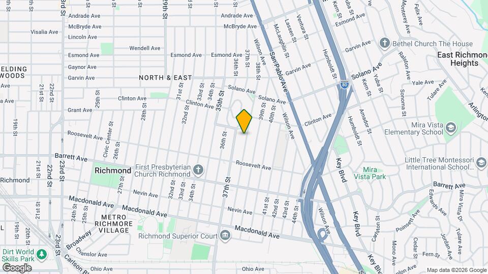647-649 38th St Mapa y Detalles de la Ubicación