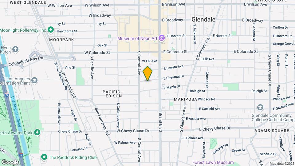 200 W Chestnut St, Unit 109 Map and Location Details