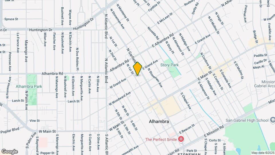 328 N 1st St Mapa y Detalles de la Ubicación
