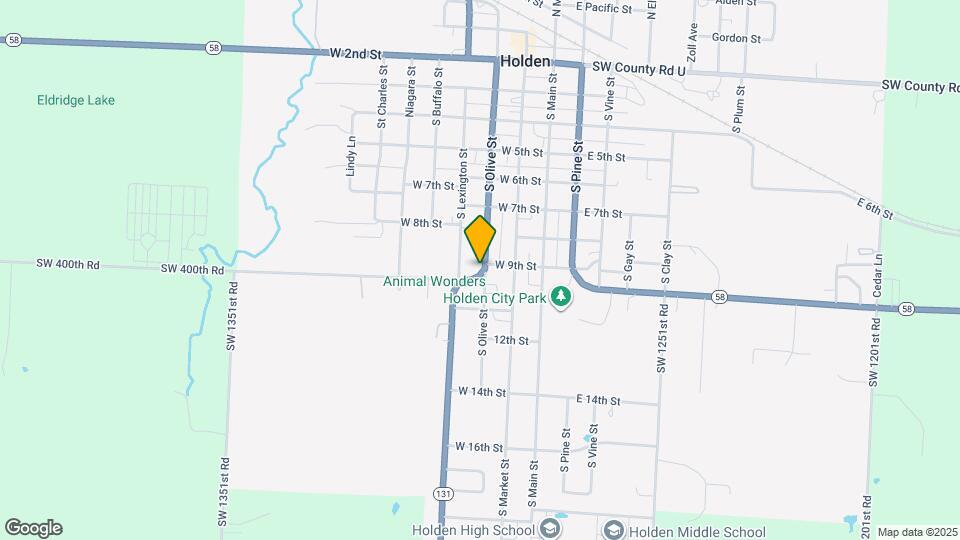 300 W 10th St Map and Location Details