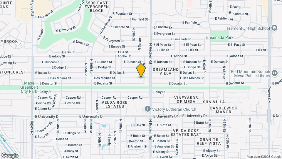 5921 E Des Moines St Map and Location Details