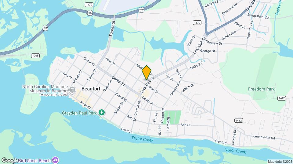 501 Live Oak St Map and Location Details