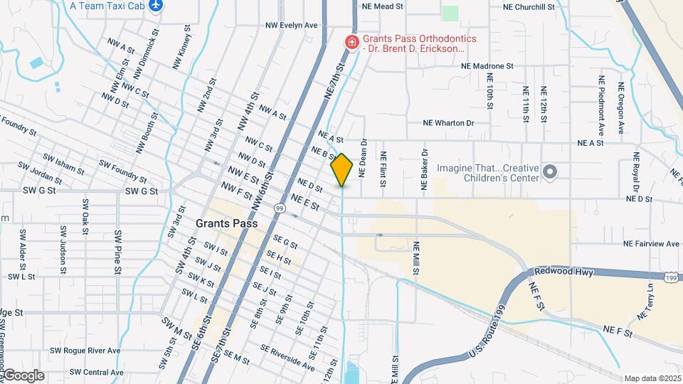 408 NE D St Mapa y Detalles de la Ubicación