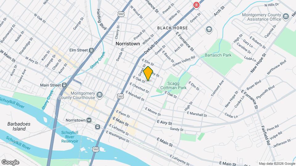 249 E Oak St Map and Location Details