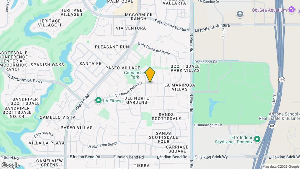 7526 N Vía De La Campana Map and Location Details