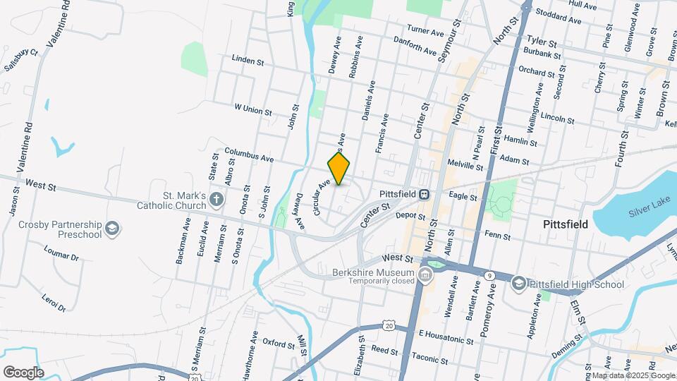 44 Robbins Ave, Unit 44-1 Map and Location Details