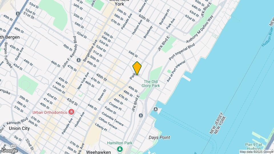 35-39-39 51st St Map and Location Details