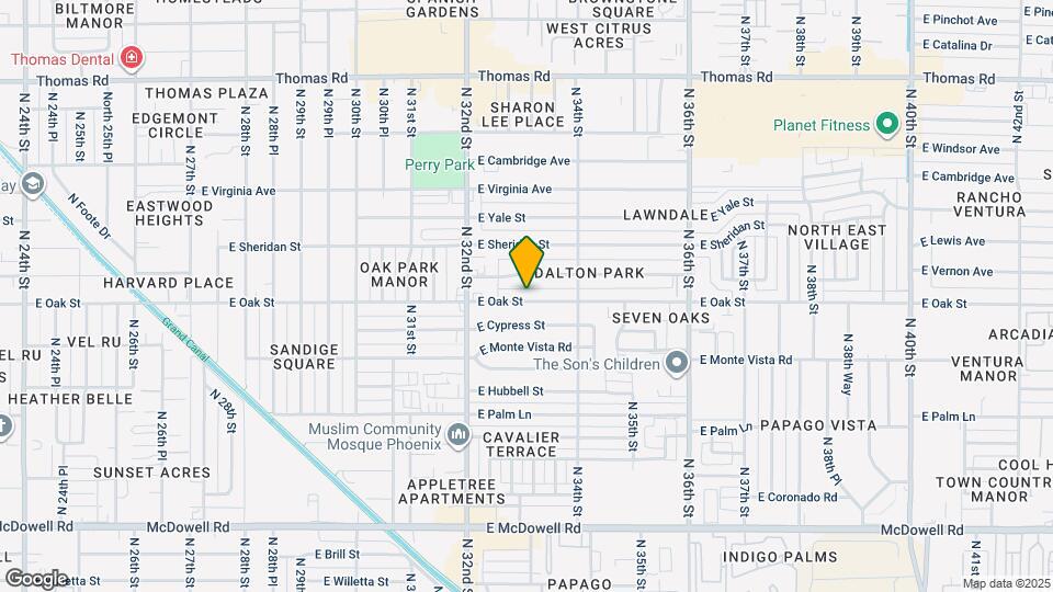 3302 E Oak St Map and Location Details