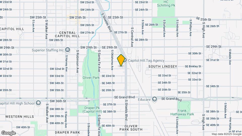 135 SE 32nd St Map and Location Details