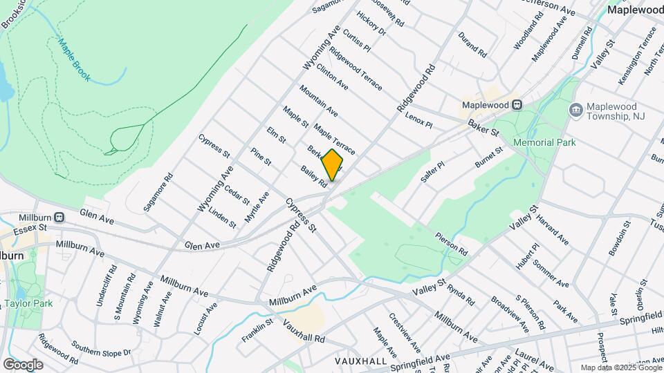 665 Ridgewood Rd Map and Location Details