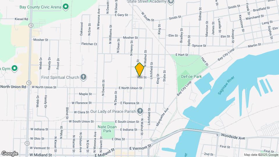 812 N Linn St Map and Location Details