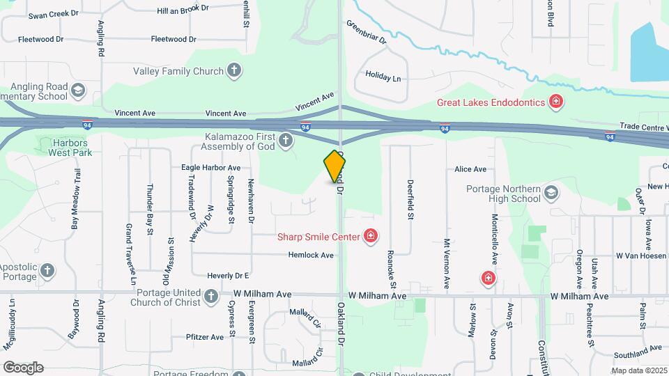 5636 Oakland Dr Map and Location Details