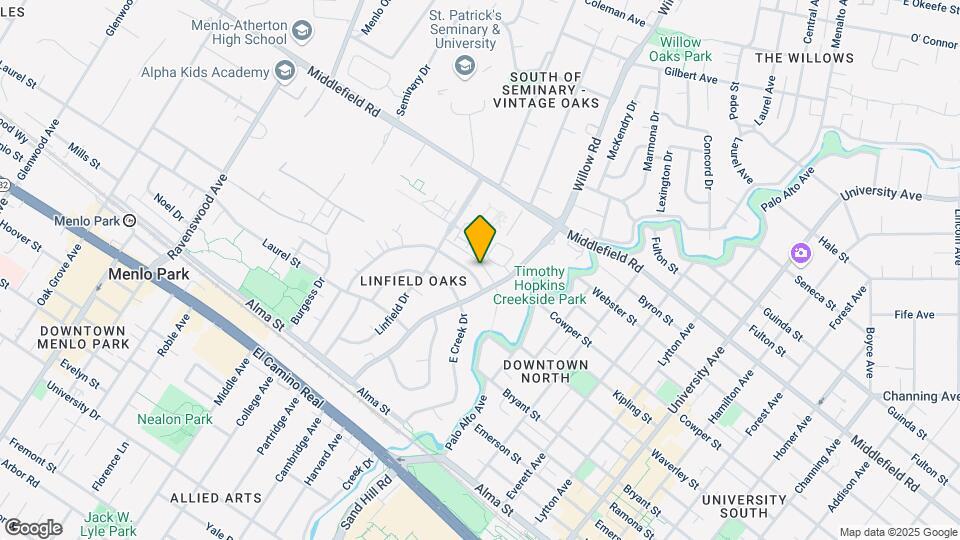 230 Waverley St Map and Location Details