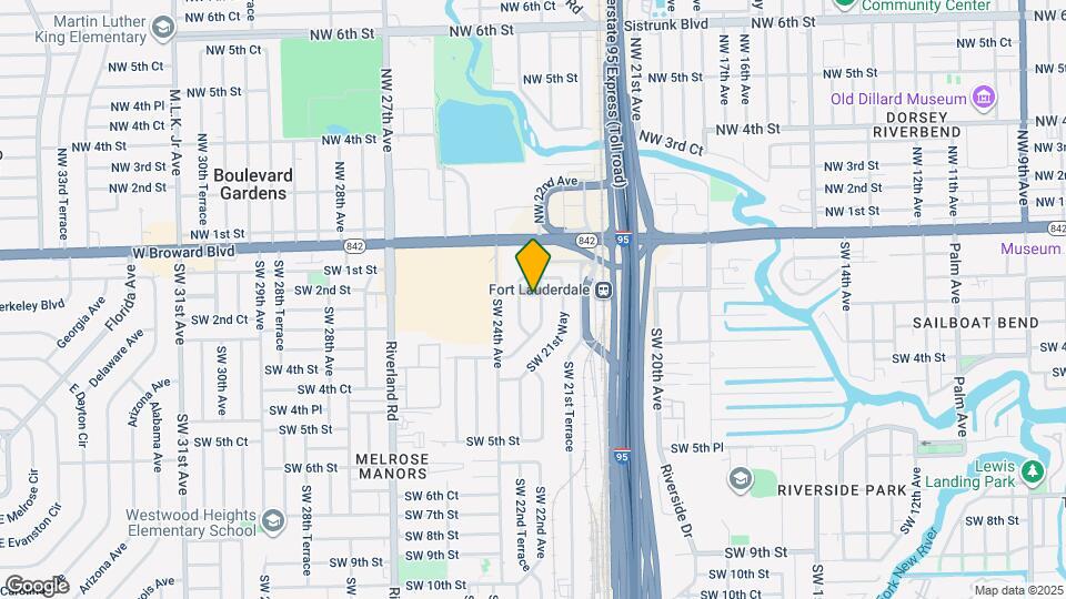 113 SW 22nd Ave Map and Location Details