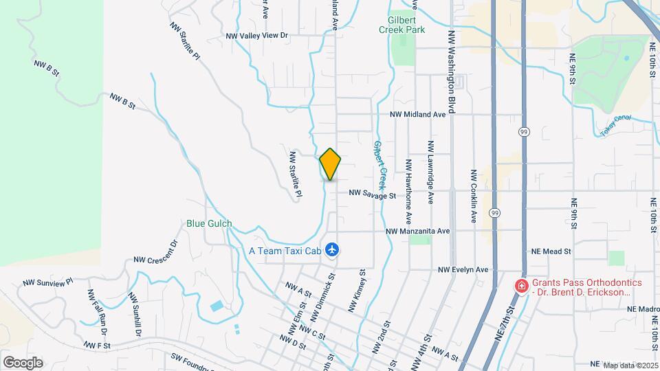 903 NW Hewitt Ln Map and Location Details