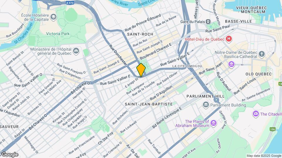 325 Rue Saint-Vallier E Map and Location Details