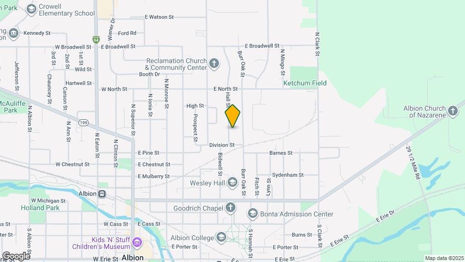 814 Hall St Map and Location Details