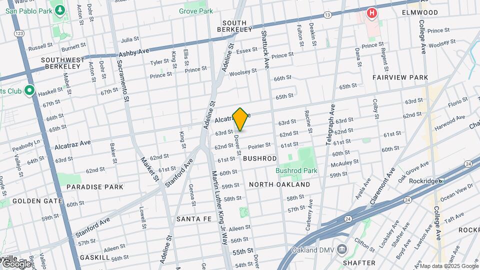 692 62nd St Mapa y Detalles de la Ubicación