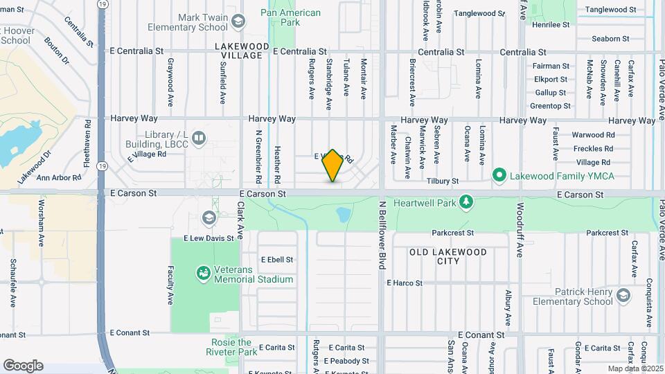 5331-5341 E Carson St Mapa y Detalles de la Ubicación