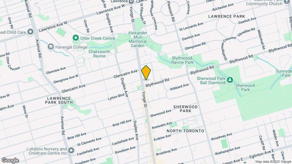 2707 Yonge St Map and Location Details
