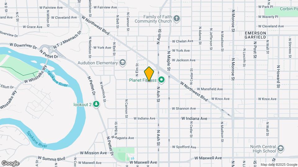 2216 N Oak St Map and Location Details