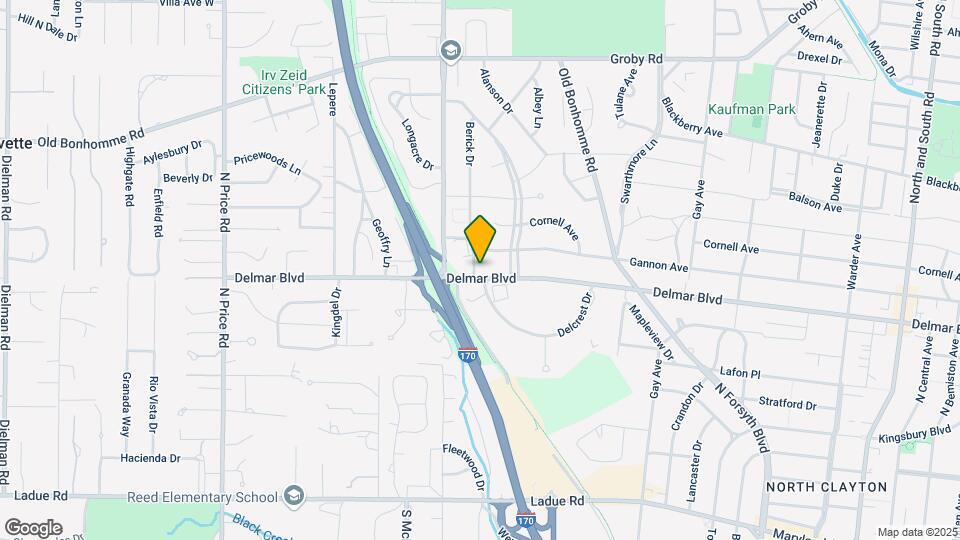 8427 Delmar Blvd Mapa y Detalles de la Ubicación