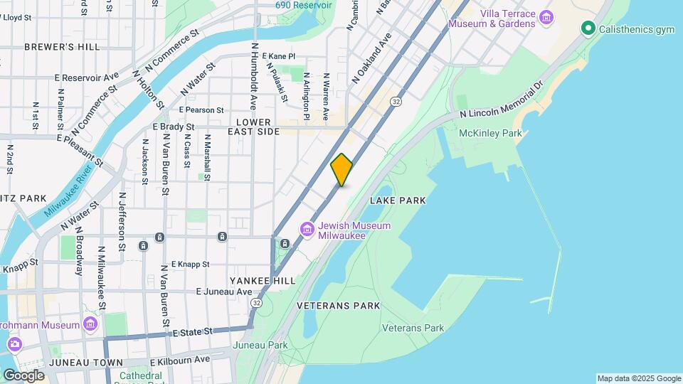 1560 N Prospect Ave Map and Location Details