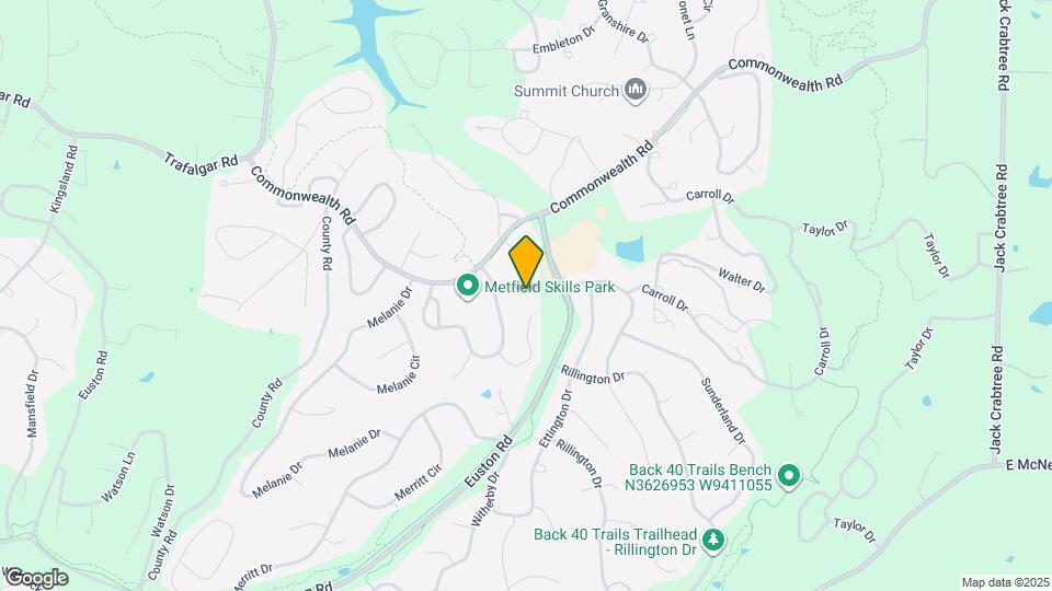 30 Lunsford Ln Map and Location Details