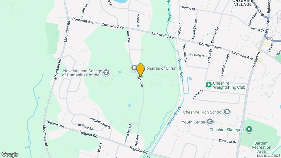 498 Oak Ave Map and Location Details