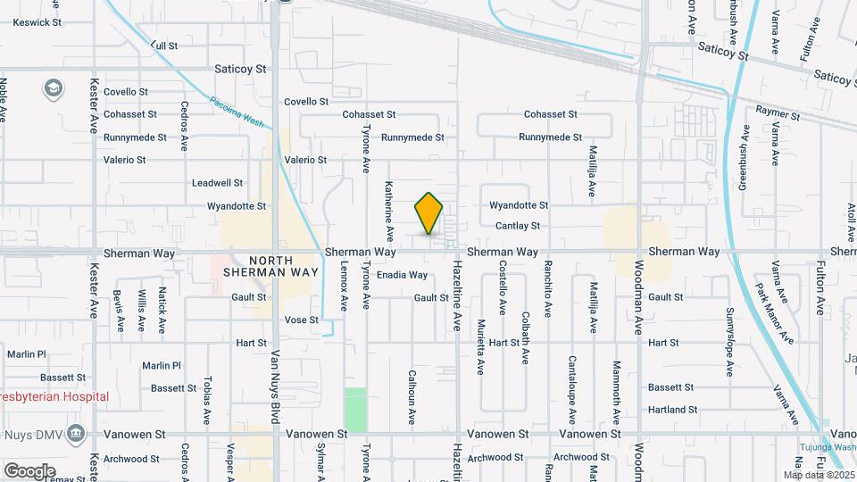 7209 N Chestnut Ln Map and Location Details