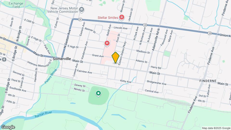 385 E Main St Map and Location Details